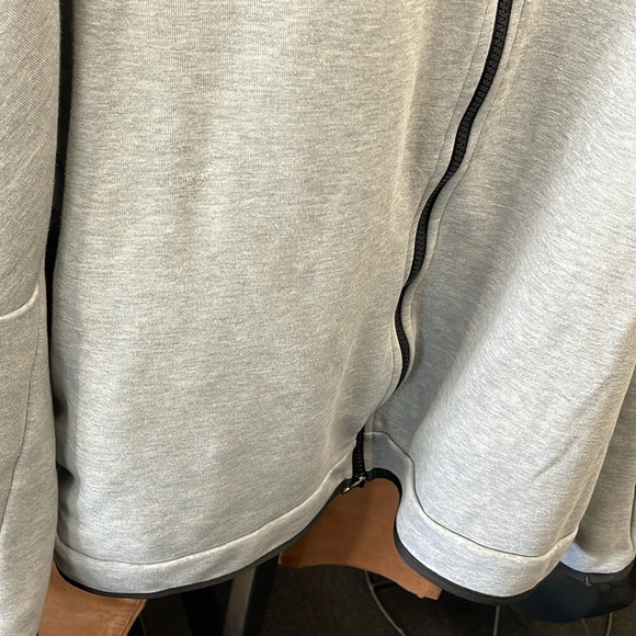 Nike Sportswear Men's Tech Fleece Full-Zip Hoodie SZ L Black/Gray Pre Owned - Picture 4 of 11